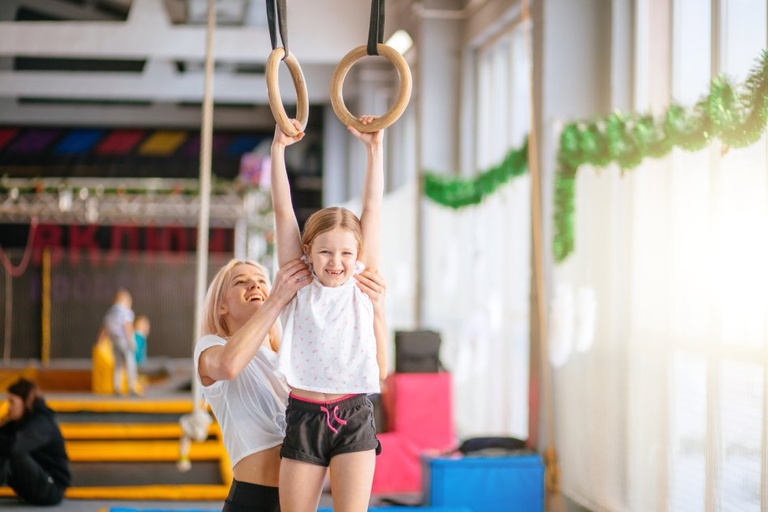 Objavte širokú ponuku českého výrobcu gymnastického náradia: trampolíny, kladiny, gymnastické kone, švédske boxy. Kvalitné vybavenie pre začiatočníkov a pokročilých v modernej a športovej gymnastike