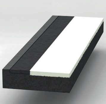 Odrazový mostík 122 x 34 x 10 cm celý z gumy s gumovou indikačnou doskou