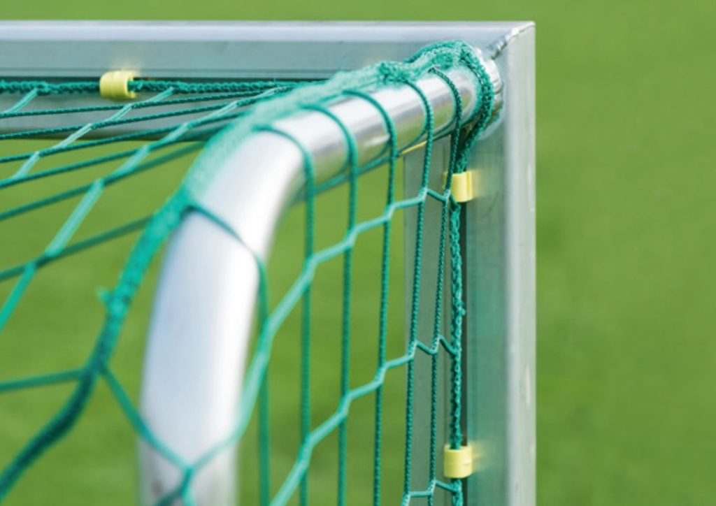 Siete na juniorské a halové futbalové bránky 5 x 2 m, hĺbka 0,80 x 1,5 m, farba zelená