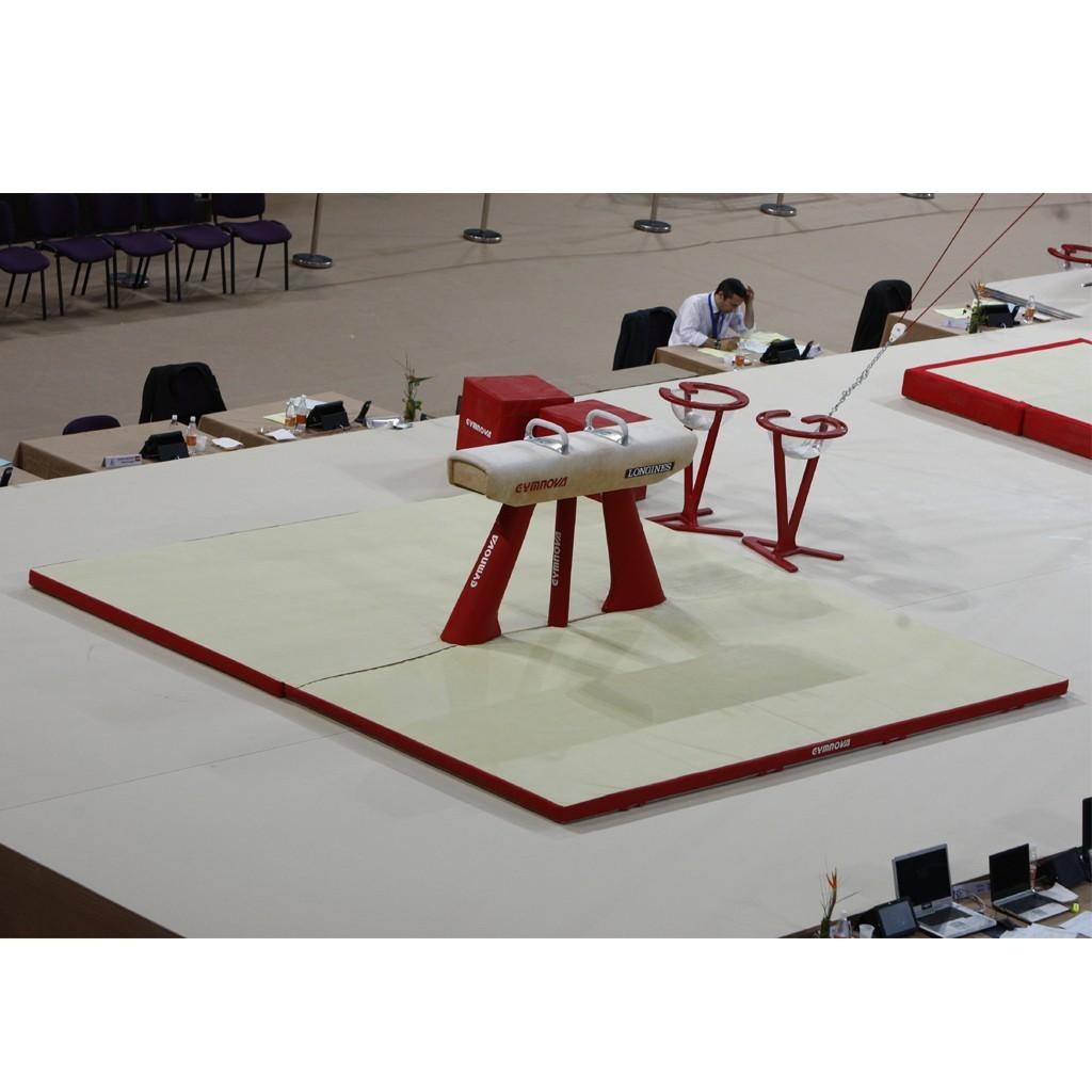 Sada soutěžních dopadových žíněnek 16m2 pro gymnastického koně s madly - Certifikace FIG