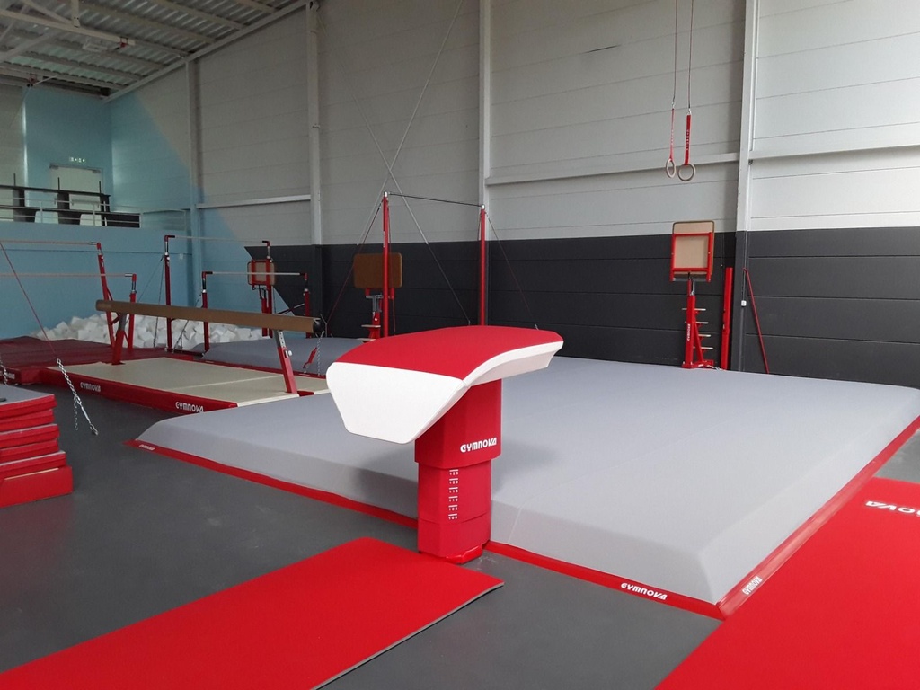 Gymnova preskokový stôl