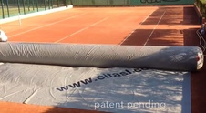 AiRRoller samorolovací systém pro zakrývání tenisových kurtů 17x35m